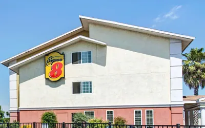 Photo 2 - Super 8 by Wyndham Sacramento/Florin Rd