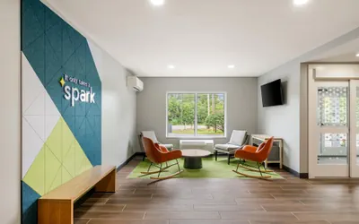 Photo 4 - Spark by Hilton Freeport