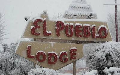 Photo 3 - El Pueblo Lodge