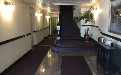 Photo 2 - Hotel St. Lauren