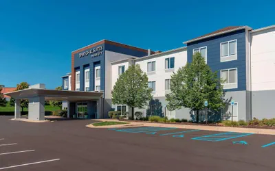 Photo 2 - SpringHill Suites by Marriott Grand Rapids North