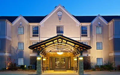 Photo 2 - Staybridge Suites South Springfield by IHG
