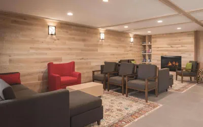 Photo 4 - Country Inn & Suites by Radisson, Pella, IA