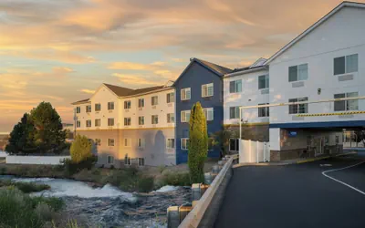 City Express By Marriott Redmond Bend Airport