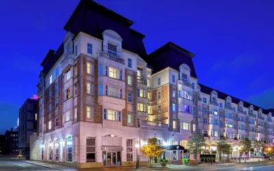 Photo 2 - Hotel Commonwealth