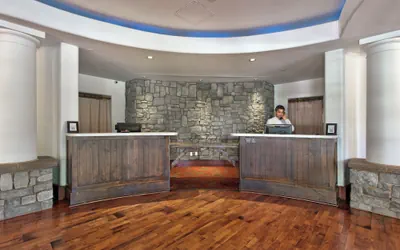 Photo 2 - Hotel Los Gatos
