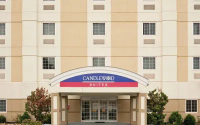 Photo 2 - Candlewood Suites West Springfield by IHG