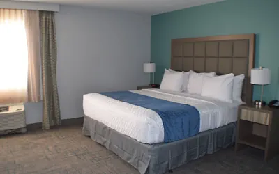 Photo 4 - Baymont by Wyndham Maumee Toledo
