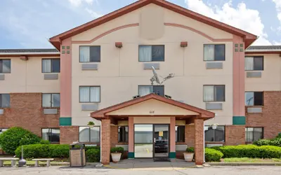 Photo 2 - OYO Hotel Portage I-94