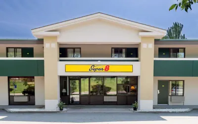 Photo 2 - Super 8 by Wyndham White River Junction