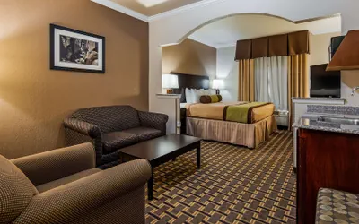 Photo 2 - Best Western Plus Cutting Horse Inn & Suites