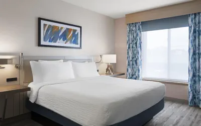 Photo 2 - Hilton Garden Inn Albuquerque Airport