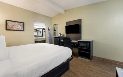 Photo 5 - SureStay Hotel by Best Western Columbus Downtown