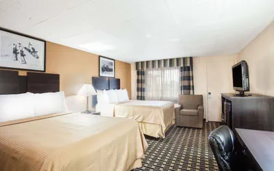 Photo 4 - Travelodge by Wyndham South Burlington