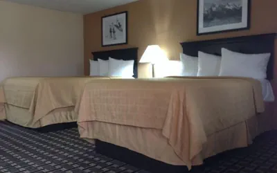 Photo 3 - Travelodge by Wyndham South Burlington