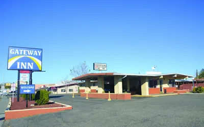 Photo 5 - Gateway Inn