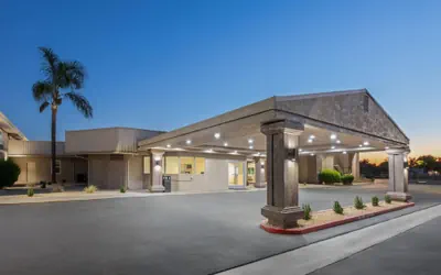 Photo 2 - Ramada by Wyndham Merced