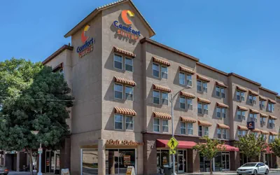 Photo 2 - Comfort Suites Visalia Convention Center