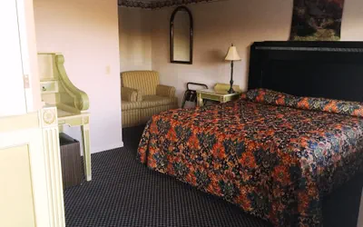 Photo 5 - Budget Inn North Stonington