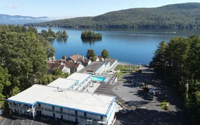 Photo 2 - Lakefront Terrace Resort