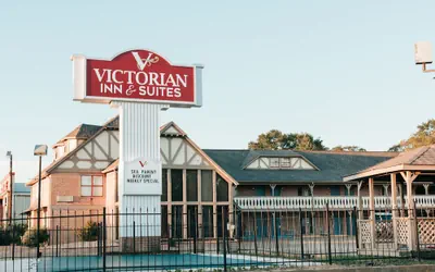 Photo 2 - Victorian Inn & Suites