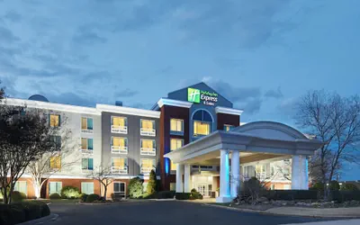 Photo 2 - Holiday Inn Express I-26 & Us 29 At Westgate Mall by IHG