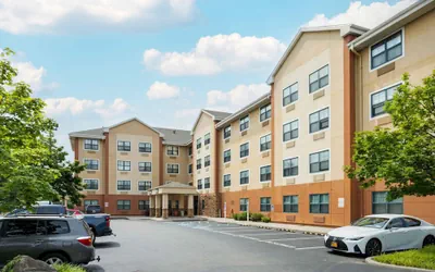 Photo 2 - Extended Stay America Suites New York City LaGuardia Airport