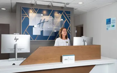 Photo 2 - Holiday Inn Express Hotel & Suites Clinton by IHG