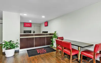 Photo 4 - Red Roof Inn Hillsville