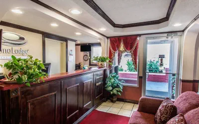Photo 5 - Econo Lodge Andalusia