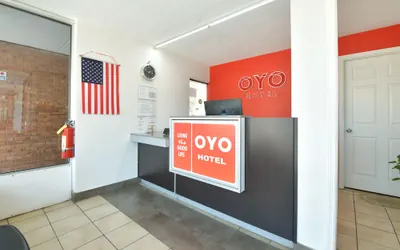 Photo 3 - OYO Hotel Valdosta GA I-75