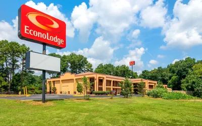Photo 2 - Econo Lodge Decatur - Atlanta East