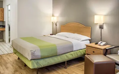 Photo 4 - Studio 6 Extended Stay - Ocean Springs, MS