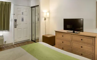 Photo 5 - Studio 6 Extended Stay - Ocean Springs, MS