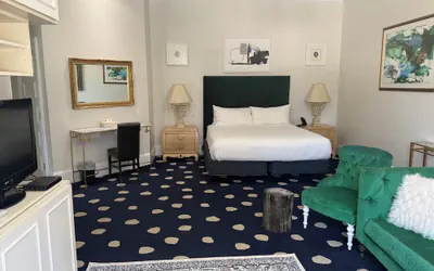 The Sterling Hotel