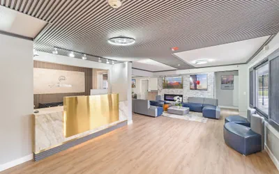 Photo 3 - Interurban Suites Hotel, a Dazzler Select by Wyndham