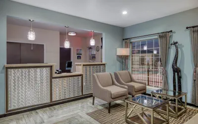 Photo 4 - Best Western Lake Conroe Inn