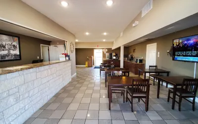 Photo 3 - Super 8 by Wyndham Abilene North