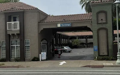 Travelodge by Wyndham Redding CA