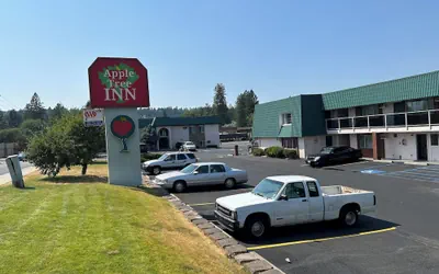 Apple Tree Inn