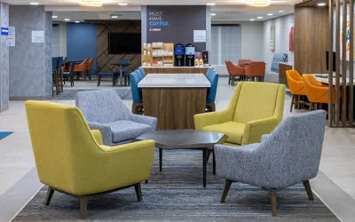 Photo 3 - Holiday Inn Express & Suites Monaca - Center Township