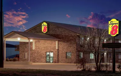 Photo 2 - Super 8 by Wyndham Dumas TX