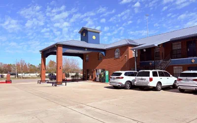 Photo 2 - Express Inn & Suites Houston Katy