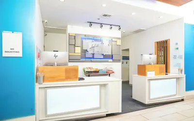 Photo 3 - Holiday Inn Express Hotel & Suites Hesperia by IHG