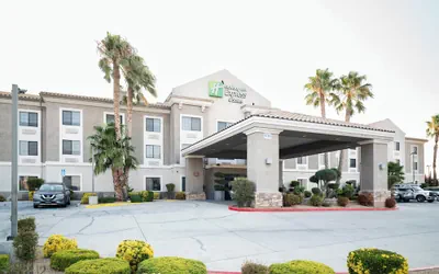 Holiday Inn Express Hotel & Suites Hesperia by IHG
