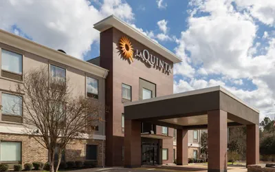 Photo 2 - La Quinta Inn & Suites Nacogdoches