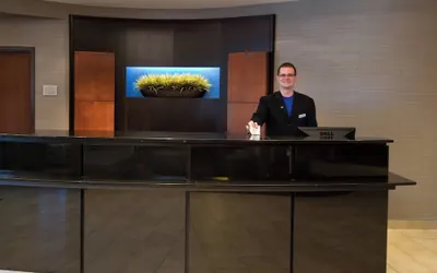 Photo 4 - Courtyard by Marriott Madison East