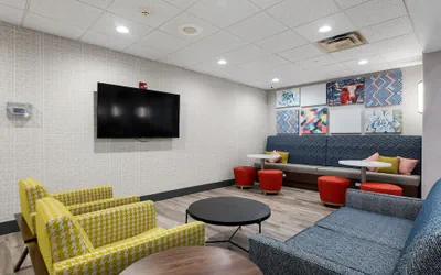 Photo 4 - Hampton Inn & Suites Harlingen