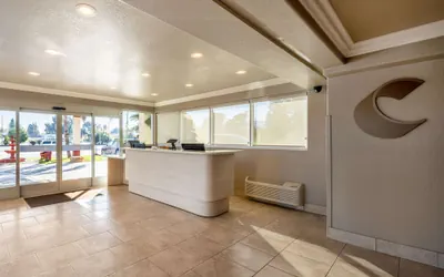 Photo 3 - Comfort Inn Gilroy