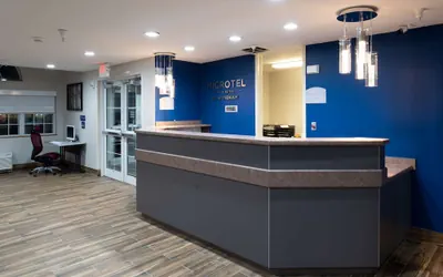 Photo 2 - Microtel Inn & Suites by Wyndham Springfield